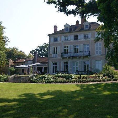 Le Chateau De La Vierge Bures-sur-Yvette Bagian luar foto