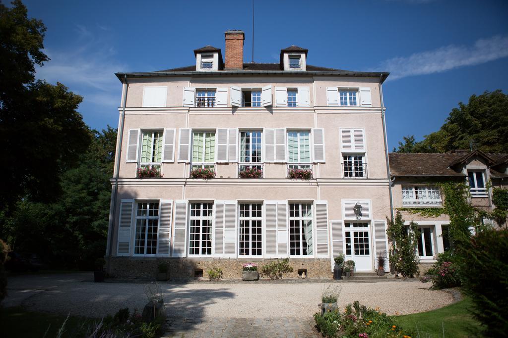 Le Chateau De La Vierge Bures-sur-Yvette Bagian luar foto